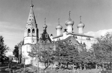 30-Иоанно-Богословский-храм-в-Ипатьевской-слободе